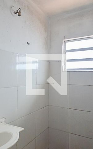 Casa à venda com 84m², 1 quarto e 2 vagas Casa à venda com 84m², 1 quarto e 2 vagasBanheiro
