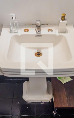 Apartamento à venda com 140m², 3 quartos e 1 vagaBanheiro
