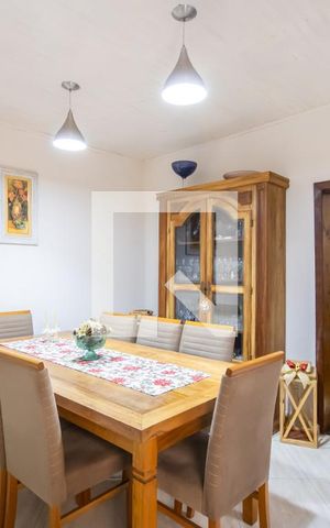 Casa à venda com 293m², 3 quartos e 3 vagas Casa à venda com 293m², 3 quartos e 3 vagasSala de Jantar