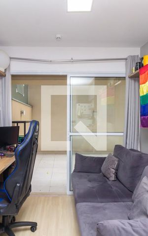 Apartamento à venda com 50m², 1 quarto e sem vaga Apartamento à venda com 50m², 1 quarto e sem vagaSala