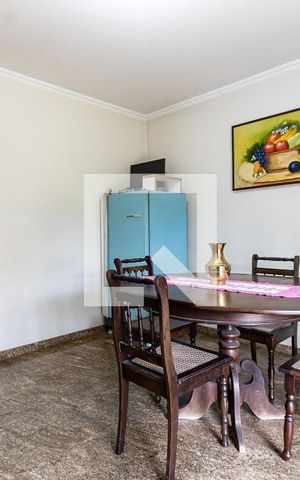 Casa à venda com 290m², 4 quartos e 6 vagas Casa à venda com 290m², 4 quartos e 6 vagasCopa da Cozinha