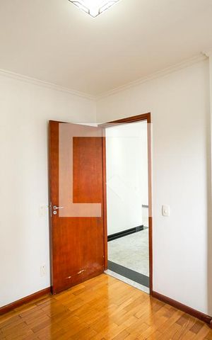 Apartamento à venda com 64m², 2 quartos e 1 vaga Apartamento à venda com 64m², 2 quartos e 1 vagaQuarto