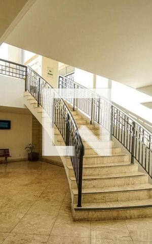 Apartamento à venda com 64m², 2 quartos e 1 vaga Apartamento à venda com 64m², 2 quartos e 1 vagaHall social