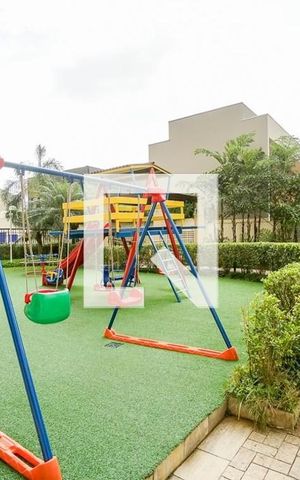 Apartamento à venda com 64m², 2 quartos e 1 vaga Apartamento à venda com 64m², 2 quartos e 1 vagaPlayground