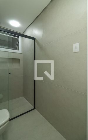 Apartamento à venda com 120m², 2 quartos e sem vaga Apartamento à venda com 120m², 2 quartos e sem vagaBanheiro