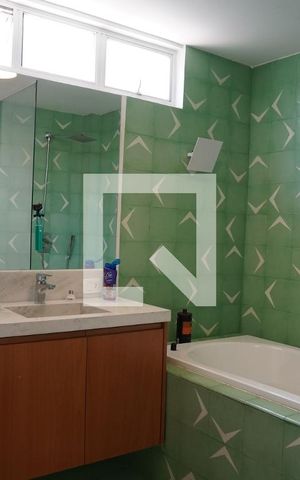 Apartamento para alugar com 170m², 3 quartos e 2 vagasBanheiro