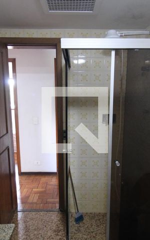 Apartamento à venda com 96m², 3 quartos e 1 vagaQuarto 2 - Banheiro