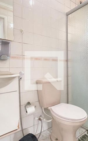 Apartamento à venda com 47m², 1 quarto e 1 vaga Apartamento à venda com 47m², 1 quarto e 1 vagaBanheiro Social