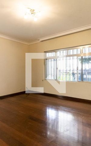 Casa à venda com 120m², 3 quartos e 2 vagas Casa à venda com 120m², 3 quartos e 2 vagasSala da Casa 1