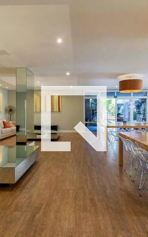 Apartamento para alugar com 180m², 3 quartos e 3 vagas Apartamento para alugar com 180m², 3 quartos e 3 vagasÁrea comum - Salão de festas