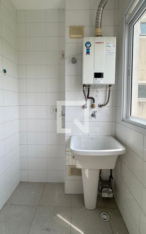 Apartamento para alugar com 58m², 2 quartos e 1 vagaÁrea de Serviço