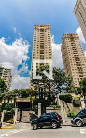 Apartamento para alugar com 55m², 2 quartos e 1 vagaFachada