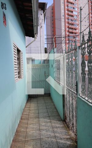 Casa à venda com 182m², 2 quartos e 1 vagaQuintal