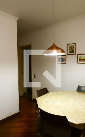 Apartamento à venda com 196m², 3 quartos e 3 vagas Apartamento à venda com 196m², 3 quartos e 3 vagascopa