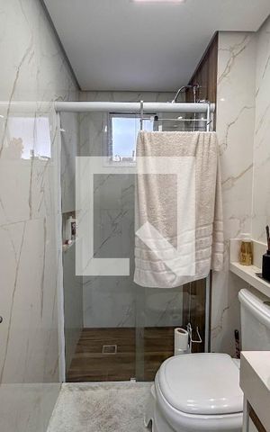 Apartamento à venda com 79m², 3 quartos e 2 vagas Apartamento à venda com 79m², 3 quartos e 2 vagasBanheiro da Suíte