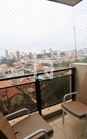 Apartamento à venda com 94m², 3 quartos e 1 vaga Apartamento à venda com 94m², 3 quartos e 1 vagaSacada