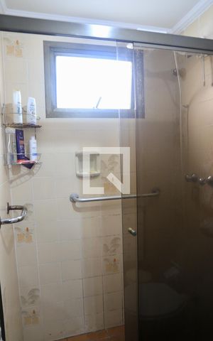Apartamento à venda com 94m², 3 quartos e 1 vaga Apartamento à venda com 94m², 3 quartos e 1 vagaBanheiro da Suíte