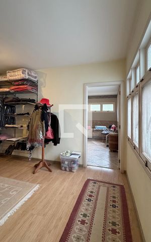 Casa de condomínio à venda com 450m², 4 quartos e 6 vagasCloset da suíte 1
