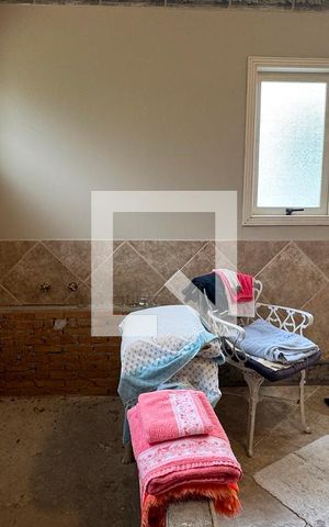 Casa de condomínio à venda com 450m², 4 quartos e 6 vagasBanheiro da Suíte 1