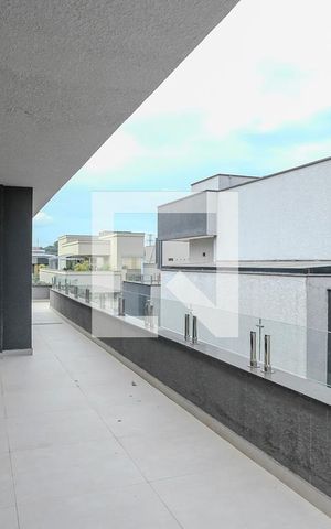 Casa de condomínio à venda com 800m², 5 quartos e 10 vagasVaranda