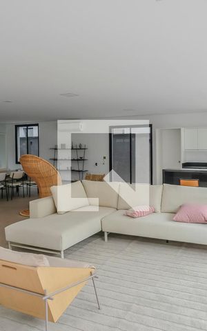 Casa de condomínio à venda com 800m², 5 quartos e 10 vagasSala