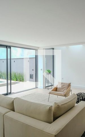 Casa de condomínio à venda com 800m², 5 quartos e 10 vagasSala