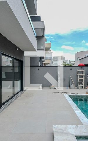 Casa de condomínio à venda com 800m², 5 quartos e 10 vagasPiscina