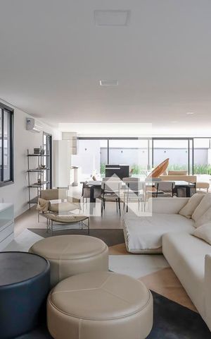 Casa de condomínio à venda com 800m², 5 quartos e 10 vagasSala