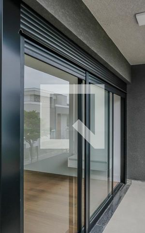 Casa de condomínio à venda com 800m², 5 quartos e 10 vagasVaranda suíte 1