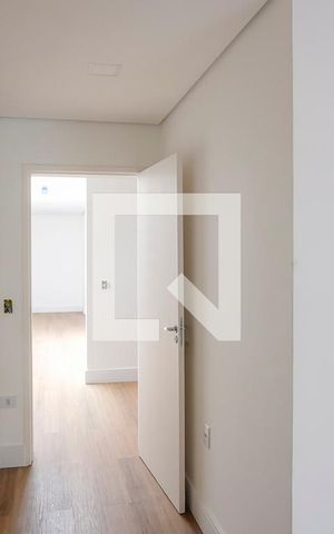 Casa de condomínio à venda com 800m², 5 quartos e 10 vagasCloset suíte 3