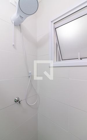Apartamento para alugar com 45m², 2 quartos e sem vagaBanheiro