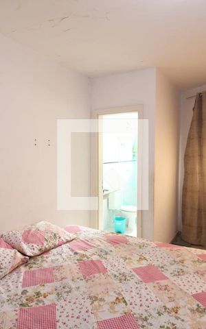 Casa de condomínio à venda com 170m², 3 quartos e 2 vagasQuarto 1