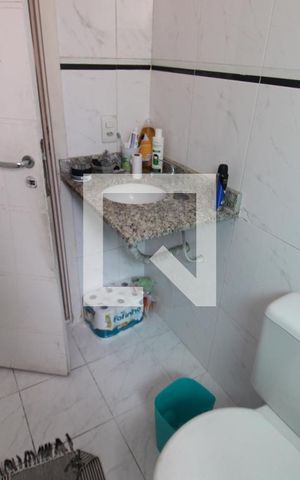 Casa de condomínio à venda com 170m², 3 quartos e 2 vagasQuarto 1 - Banheiro