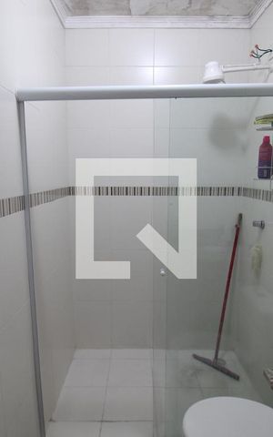 Casa de condomínio à venda com 170m², 3 quartos e 2 vagasBanheiro
