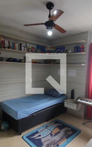 Casa de condomínio à venda com 170m², 3 quartos e 2 vagasQuarto 2