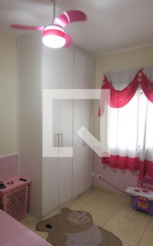 Casa de condomínio à venda com 170m², 3 quartos e 2 vagasQuarto 3