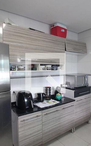 Casa de condomínio à venda com 170m², 3 quartos e 2 vagasCozinha