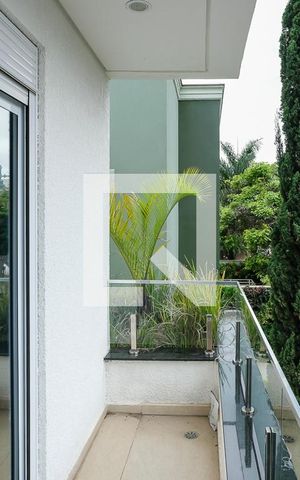 Casa de condomínio à venda com 420m², 3 quartos e 4 vagasVaranda suíte 3