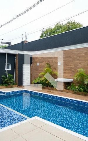 Casa de condomínio à venda com 420m², 3 quartos e 4 vagasPiscina