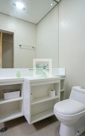 Casa de condomínio à venda com 420m², 3 quartos e 4 vagasBanheiro suíte 2