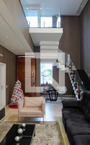 Casa de condomínio à venda com 420m², 3 quartos e 4 vagasSala