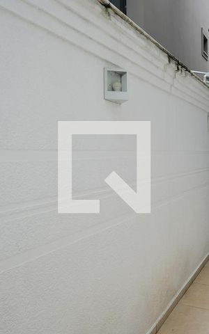 Casa de condomínio à venda com 420m², 3 quartos e 4 vagasCorredor lateral 2