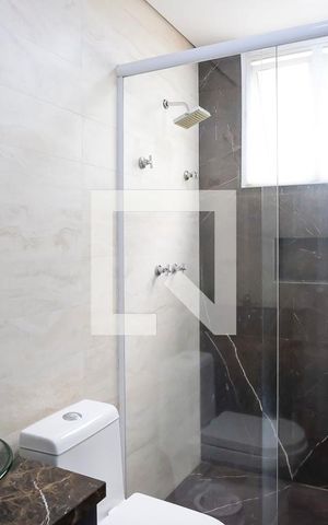 Casa de condomínio à venda com 420m², 3 quartos e 4 vagasBanheiro suíte 3