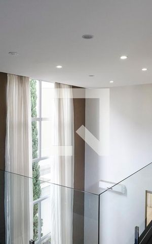 Casa de condomínio à venda com 420m², 3 quartos e 4 vagasAcesso aos quartos
