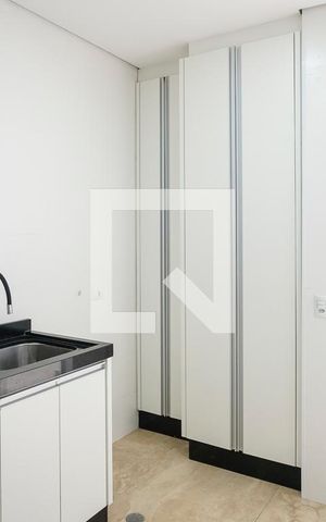 Casa de condomínio à venda com 420m², 3 quartos e 4 vagasÁrea de serviço