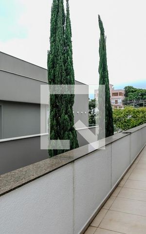 Casa de condomínio à venda com 420m², 3 quartos e 4 vagasVaranda