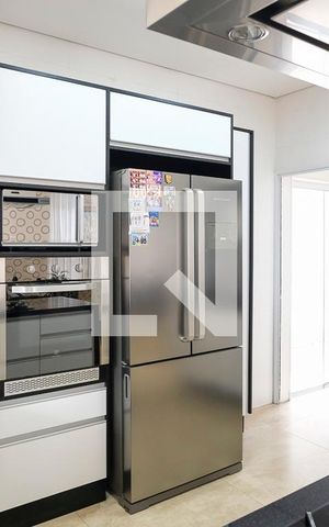 Casa de condomínio à venda com 420m², 3 quartos e 4 vagasCozinha