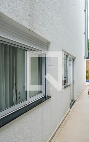 Casa de condomínio à venda com 420m², 3 quartos e 4 vagasCorredor lateral 1