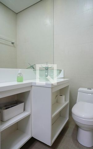 Casa de condomínio à venda com 420m², 3 quartos e 4 vagasBanheiro suíte 2