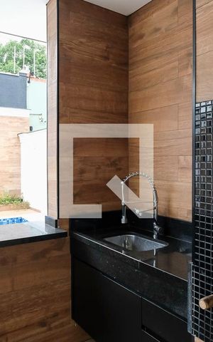 Casa de condomínio à venda com 420m², 3 quartos e 4 vagasChurrasqueira